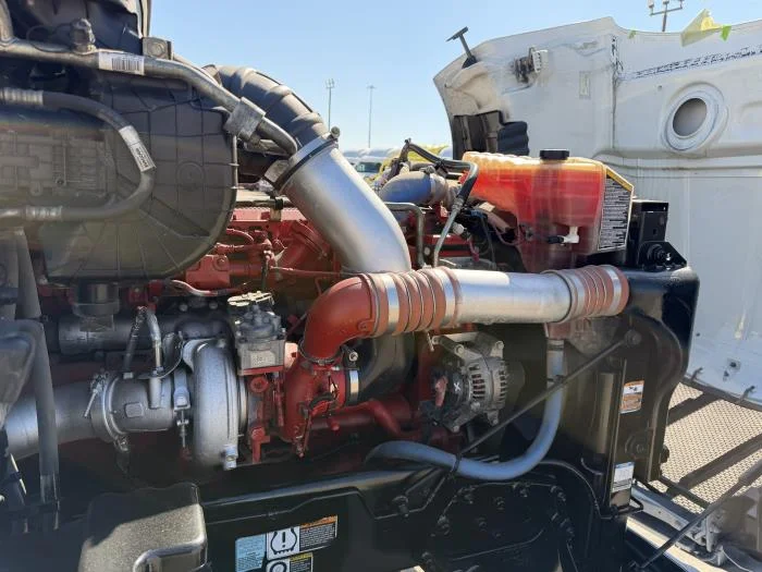 2022 Peterbilt 579 in Houston, TX — photo 22