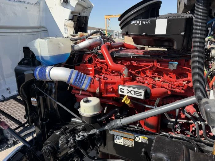 2022 Peterbilt 579 in Houston, TX — photo 19