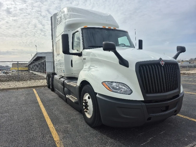 2023 International LT in La Porte, IN