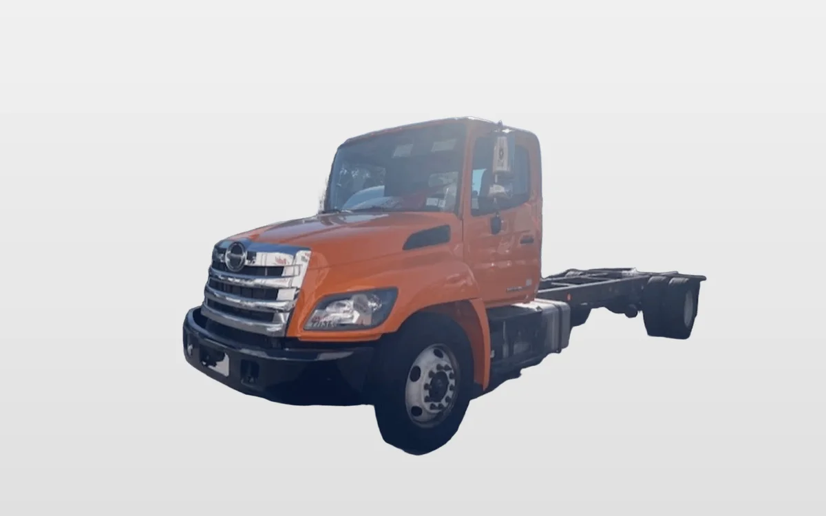 2018 Hino 268 - image 1