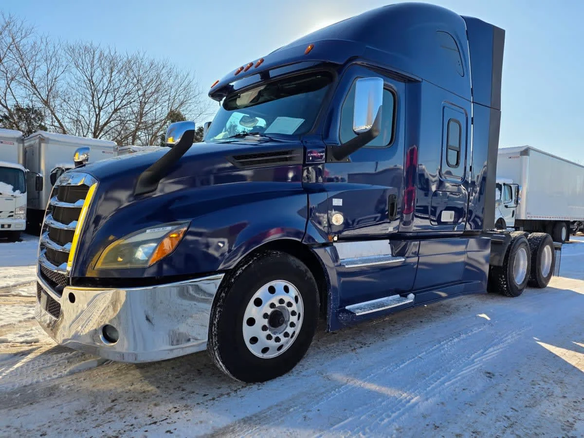2020 Freightliner Cascadia in Bensalem, PA
