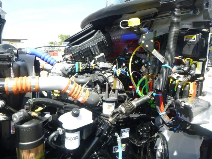 2025 Peterbilt 536 - image 14