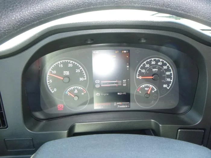 2025 Peterbilt 536 - image 19