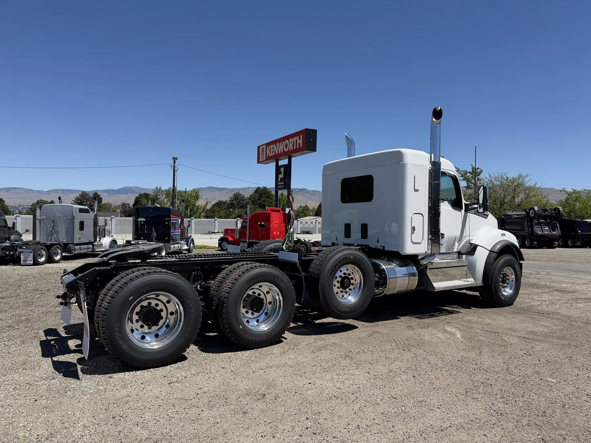 2027 Kenworth T880 in Boise, ID — photo 4