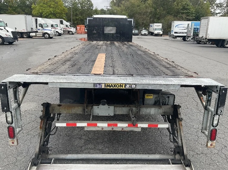 2019 Freightliner M2 106 - image 9