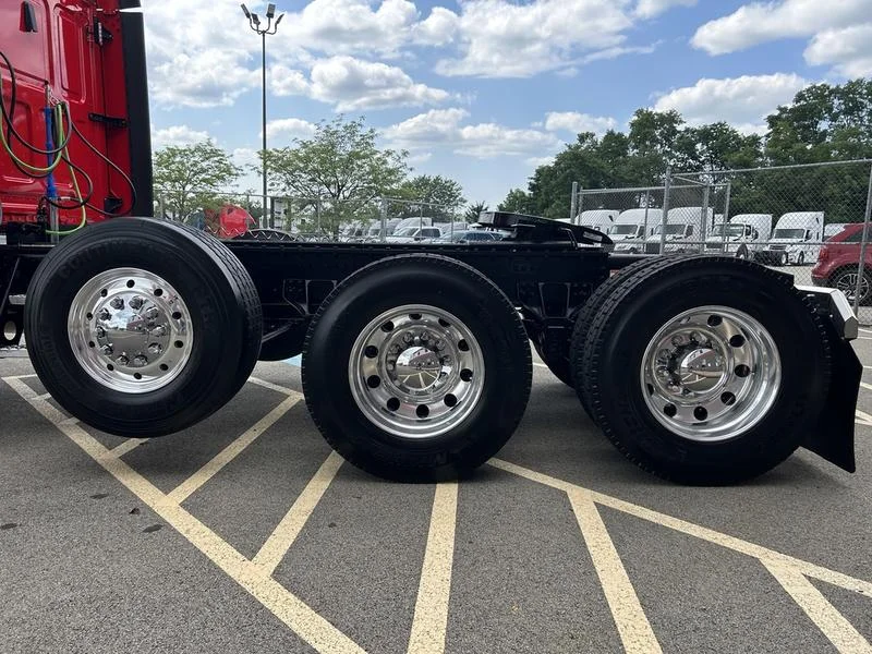 2026 Western Star 49X in Pittsburgh, PA — photo 8