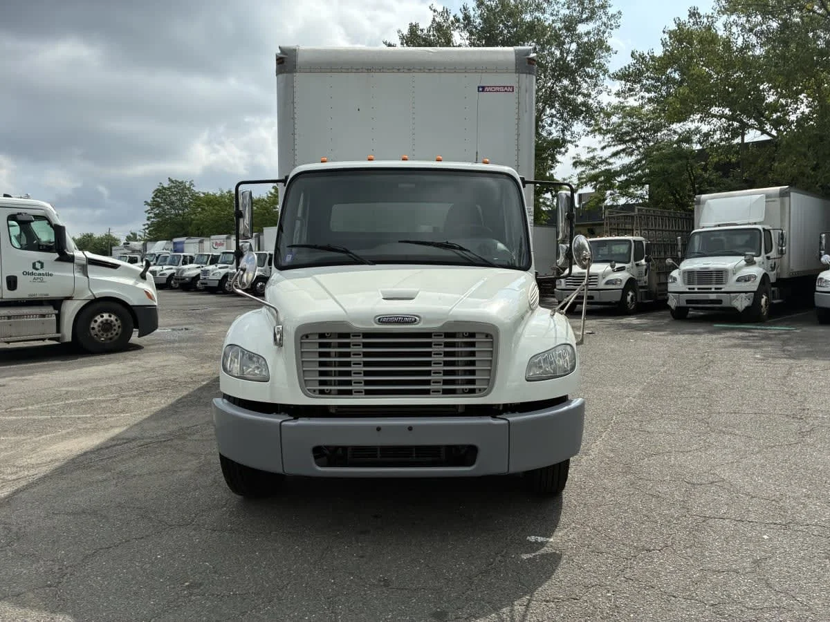 2018 Freightliner M2 106 in Newark, NJ — photo 2