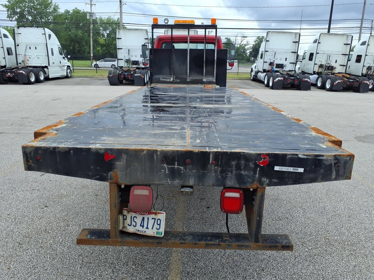 2018 Freightliner M2 106 in Cleveland, OH — photo 8