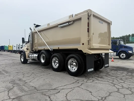 2027 Kenworth T880 in Kansas City, MO — photo 10