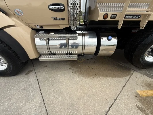 2027 Kenworth T880 in Kansas City, MO — photo 18
