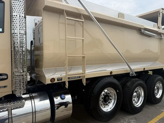 2027 Kenworth T880 in Kansas City, MO — photo 17