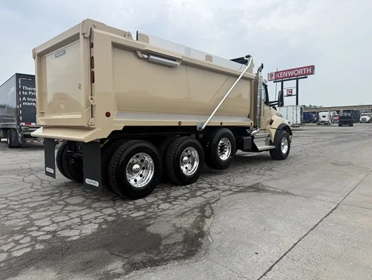 2027 Kenworth T880 in Kansas City, MO — photo 11
