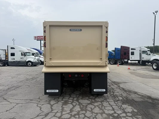 2027 Kenworth T880 in Kansas City, MO — photo 5