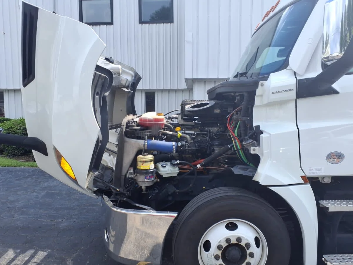 2023 Freightliner in Doraville, GA — photo 8