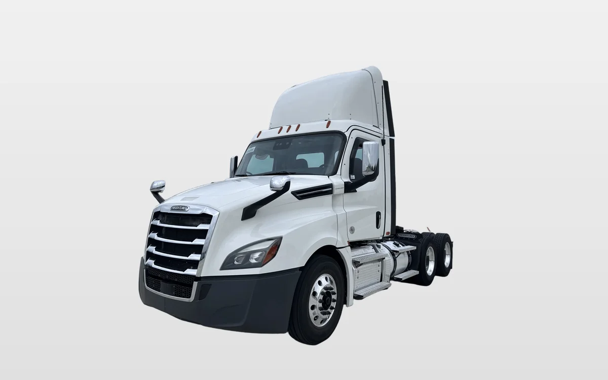 2020 Freightliner - image 1