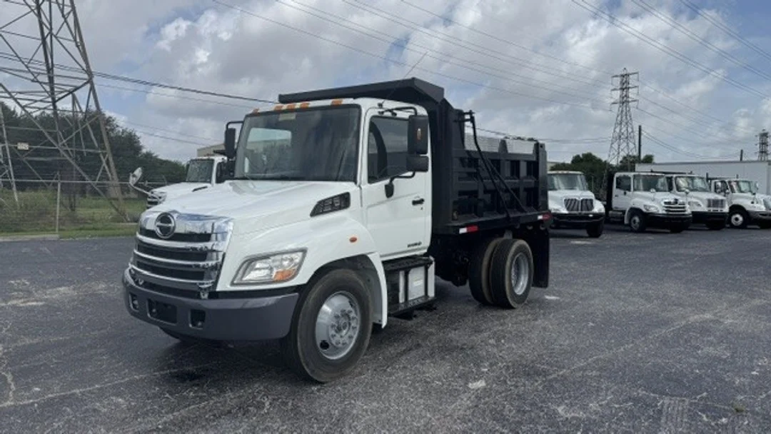 2014 Hino 338
