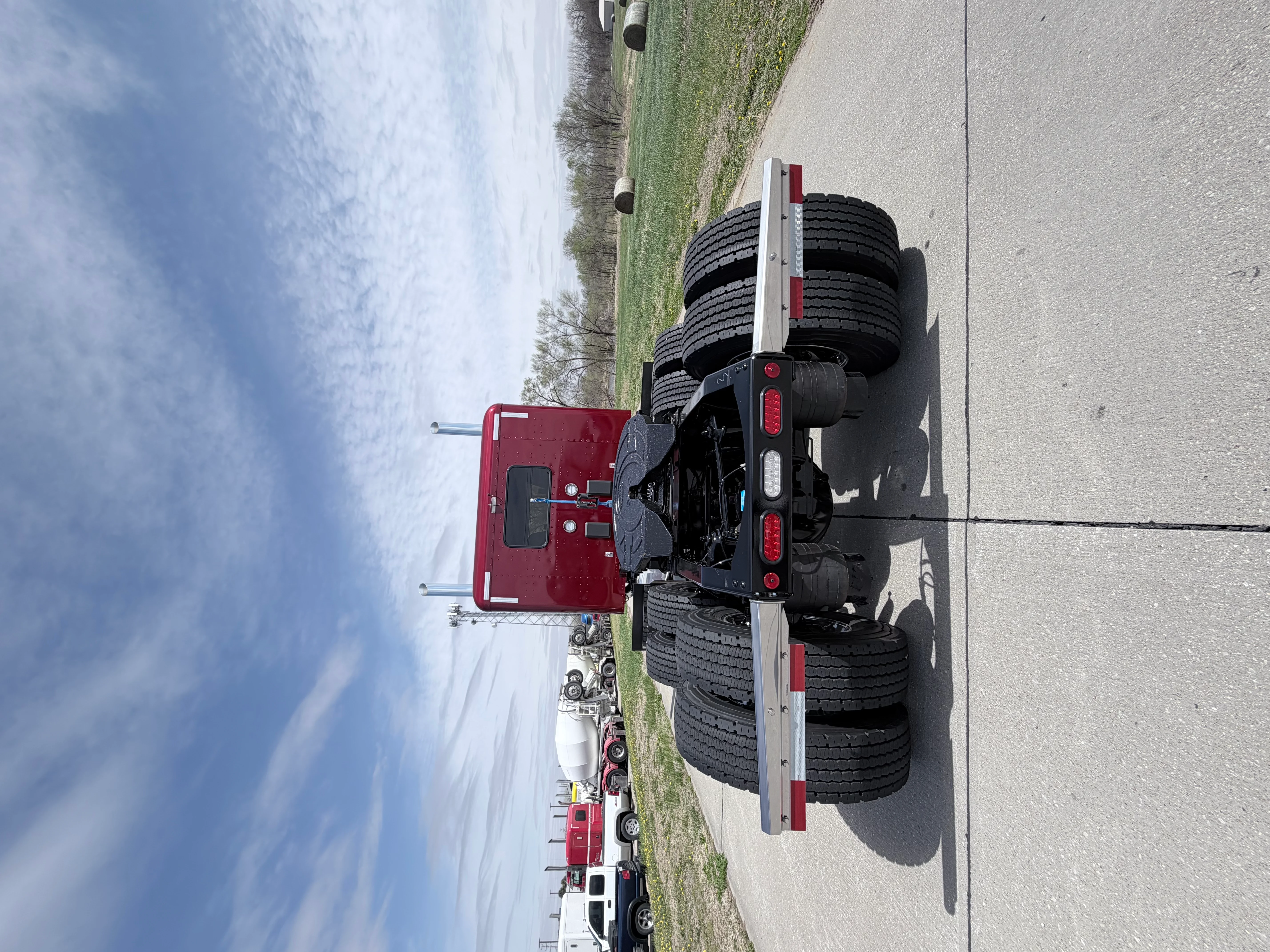 2027 Peterbilt 589 in NORFOLK, NE — photo 5