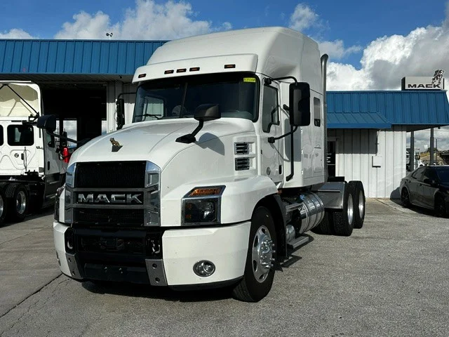 2020 Mack Anthem in San Antonio, TX