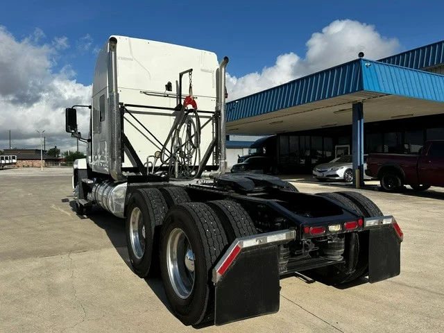 2020 Mack Anthem in San Antonio, TX — photo 8