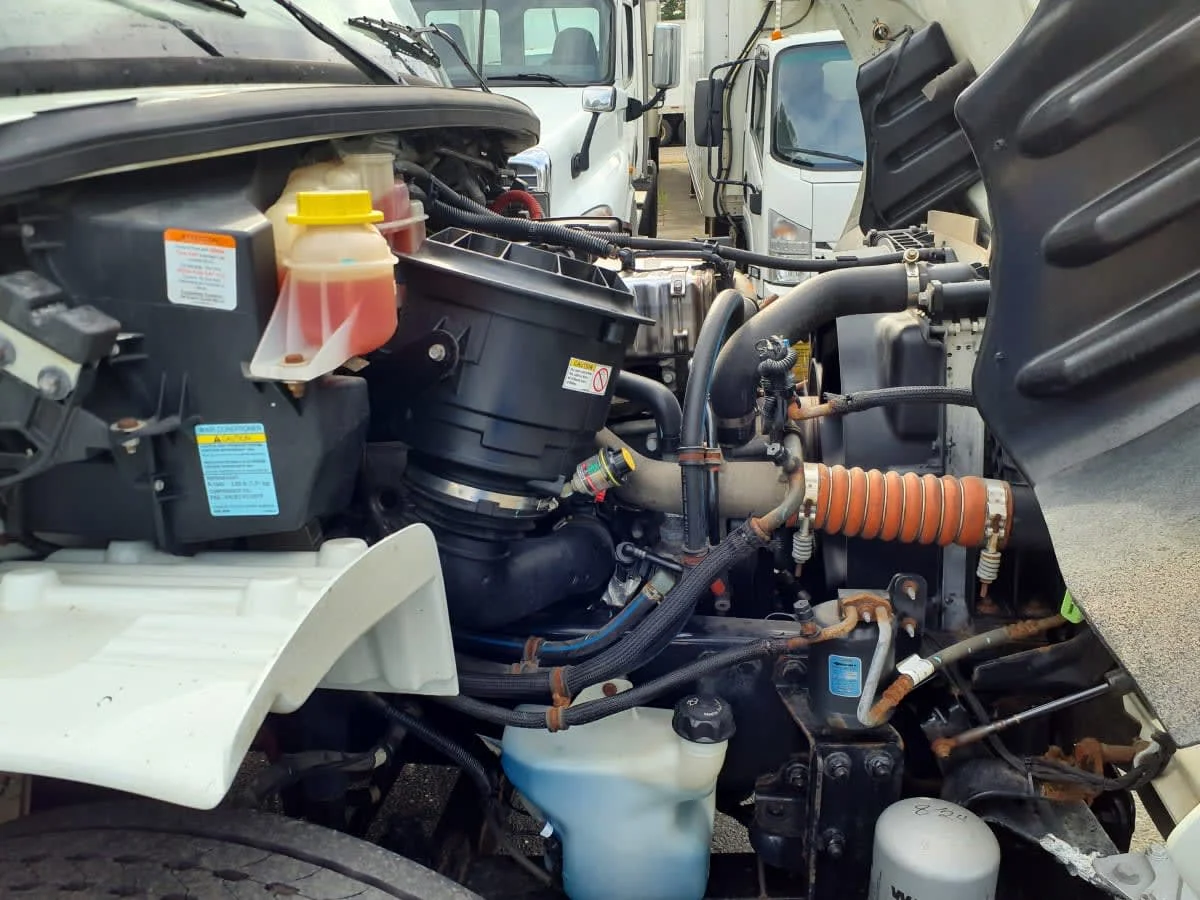 2020 Freightliner M2 106 - image 12