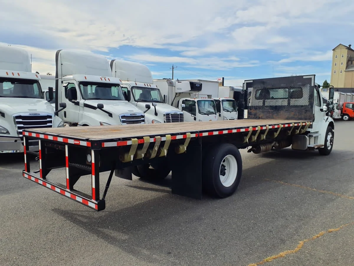 2020 Freightliner M2 106 in Springfield, MA — photo 4