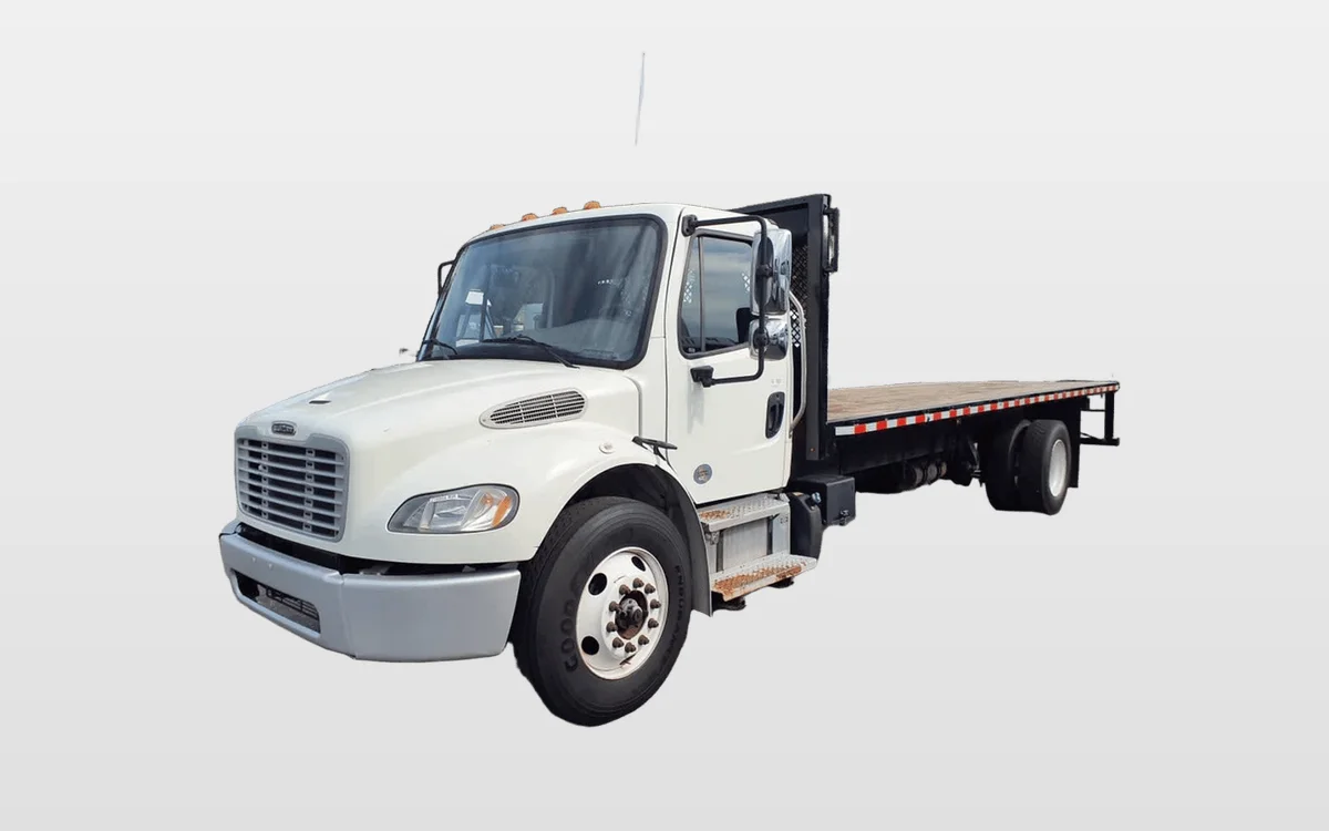 2020 Freightliner M2 106 - image 1