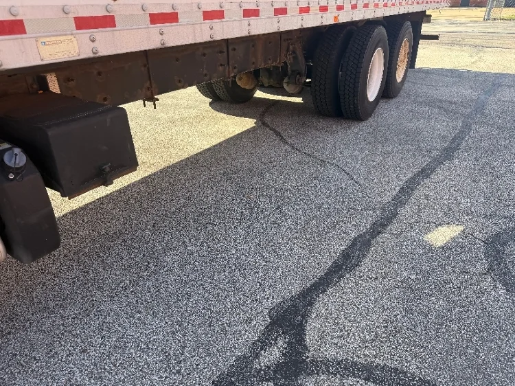 2020 Freightliner M2 106 - image 4