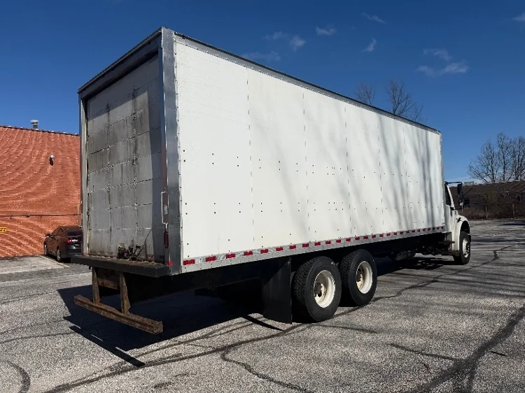 2020 Freightliner M2 106 - image 10