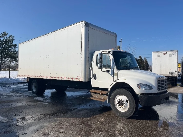 2020 Freightliner M2 106 in Middlefield, OH