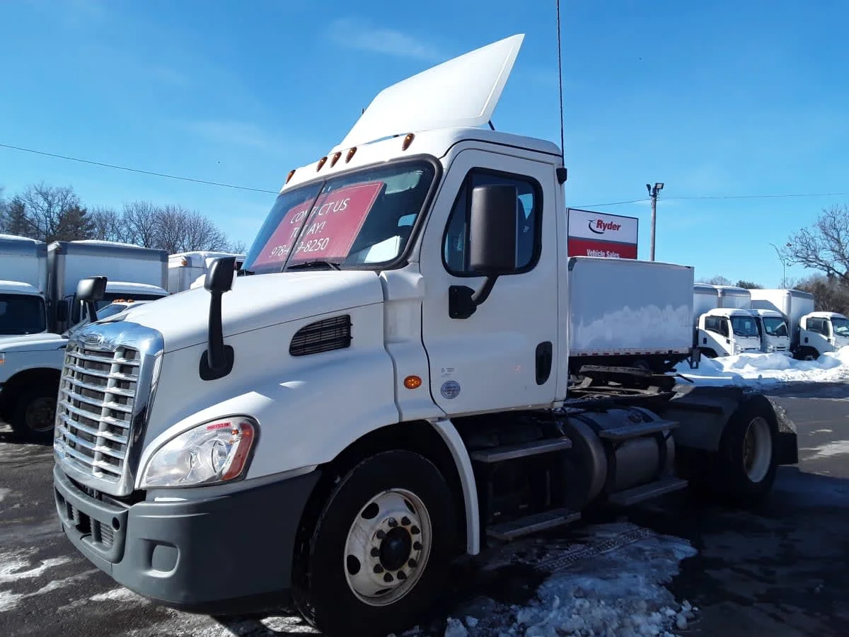 2019 Freightliner Cascadia in Salisbury, MA