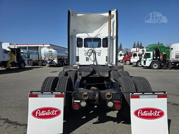 2019 Peterbilt 579 in MS — photo 9