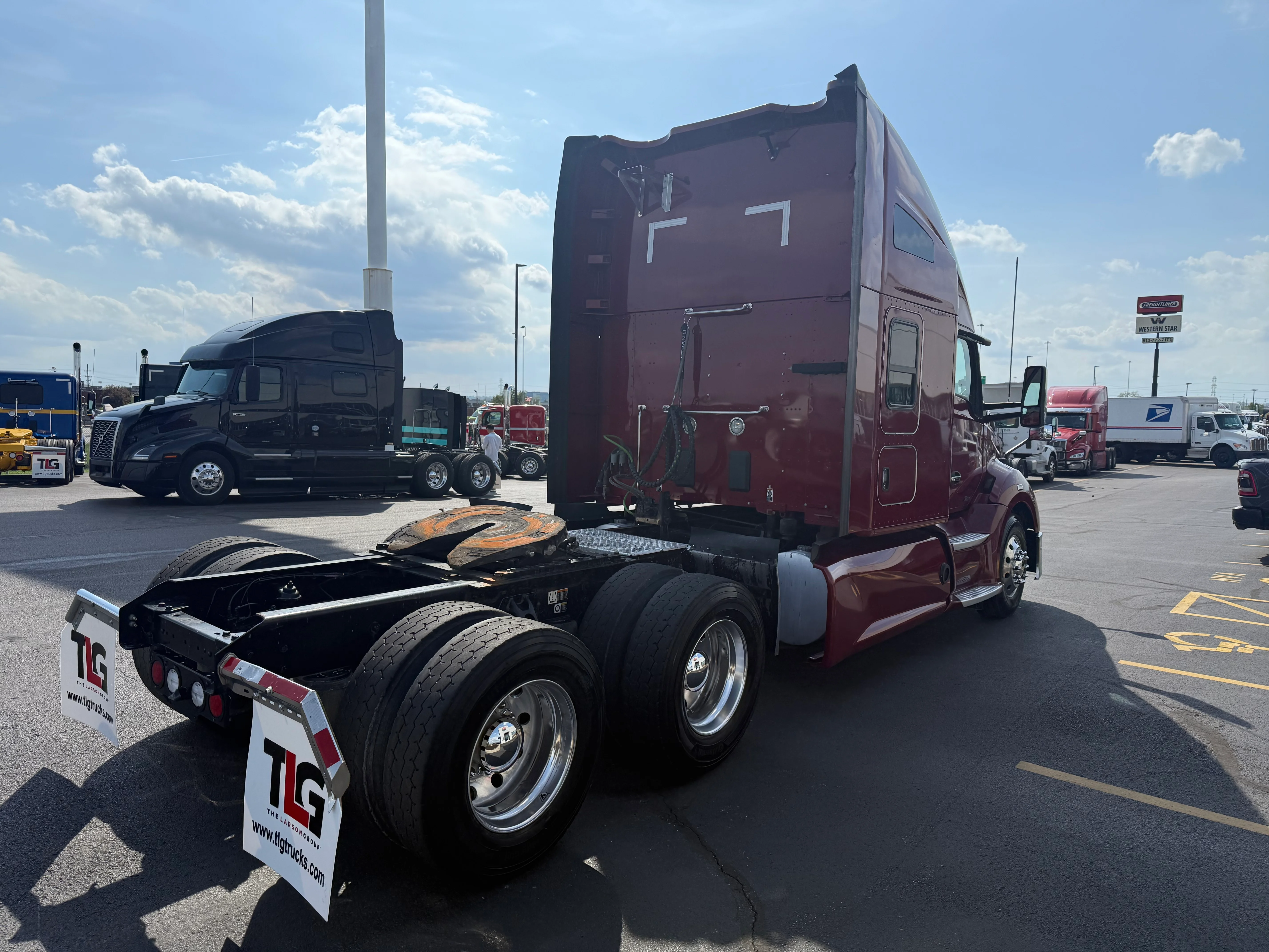 2020 Kenworth T680 - image 5