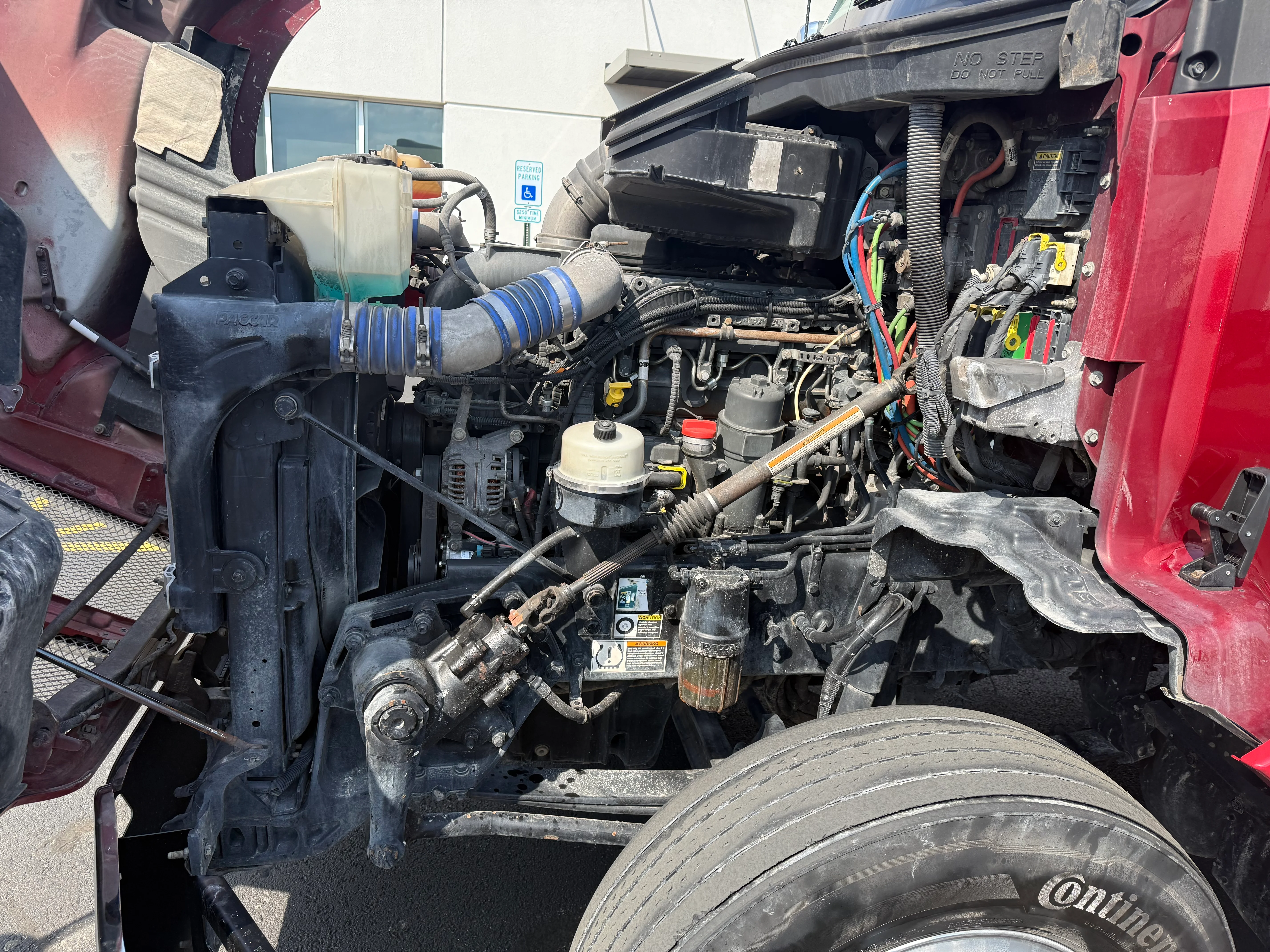 2020 Kenworth T680 - image 8