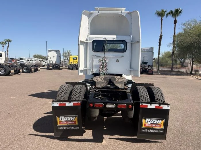 2020 Peterbilt 337 — photo 5
