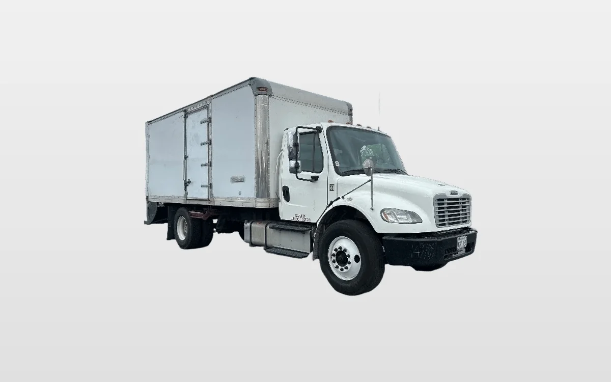 2016 Freightliner M2 106 - image 1