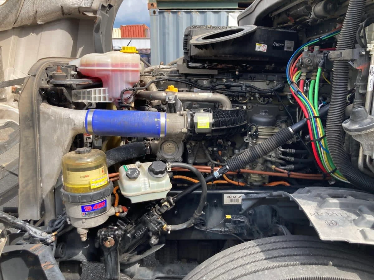2021 Freightliner Cascadia in Springfield, MA — photo 8