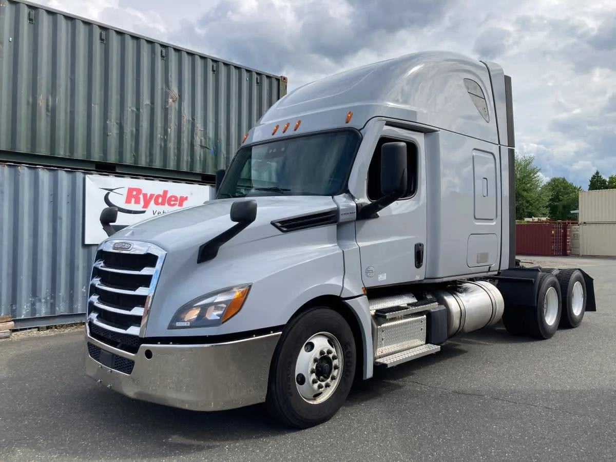 2021 Freightliner Cascadia in Springfield, MA
