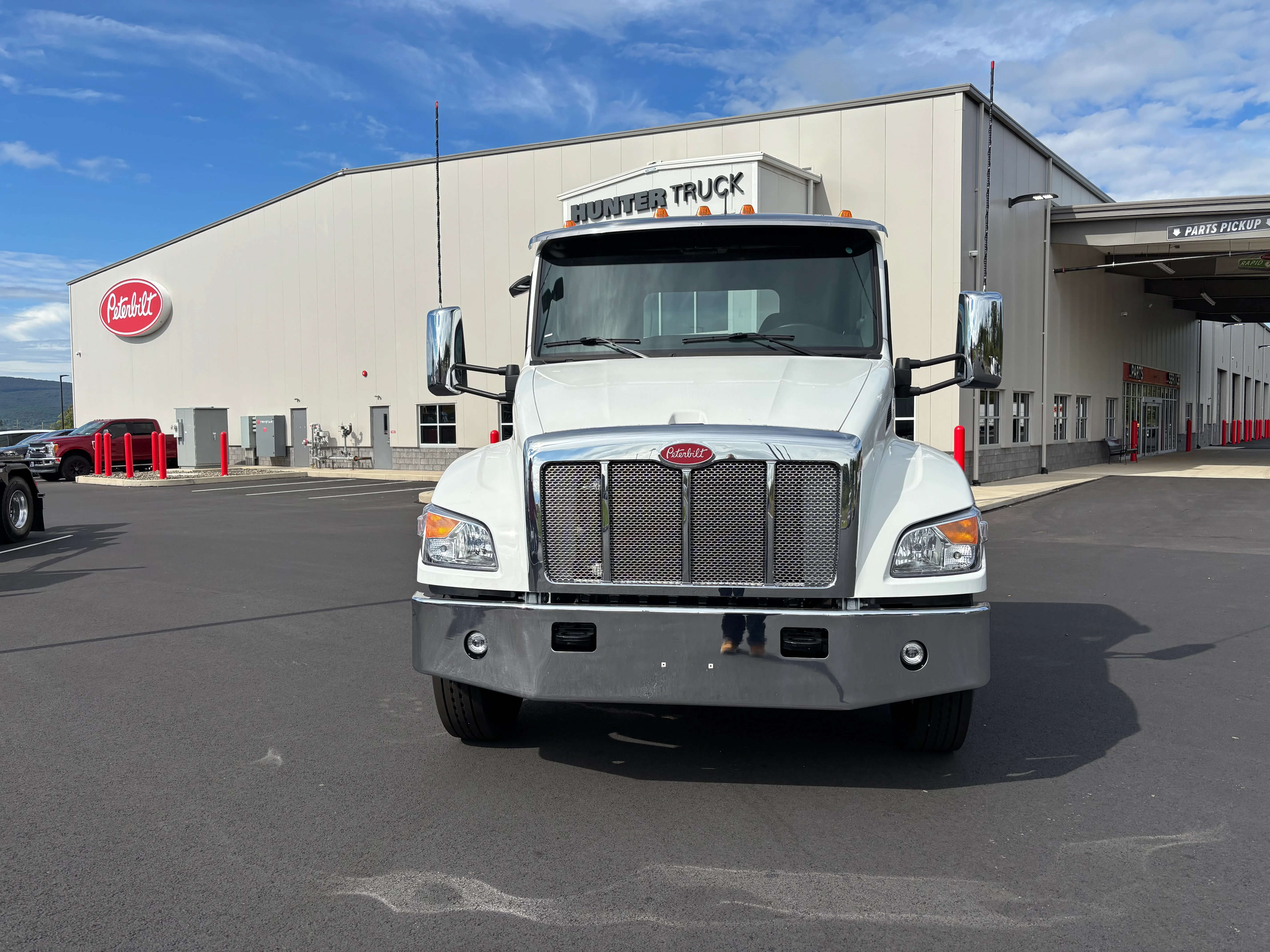 2025 Peterbilt 537 in SCRANTON, PA — photo 8