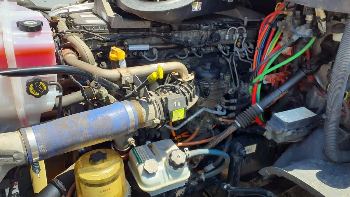 2020 Freightliner Cascadia in Bolingbrook, IL — photo 8