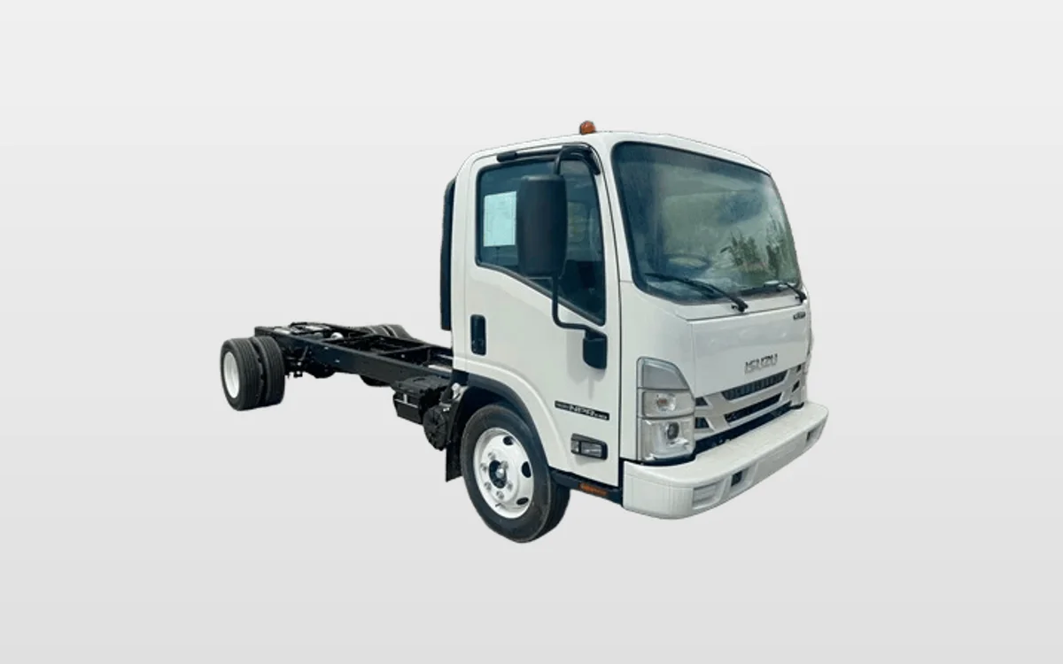 2026 Isuzu NPR - image 1
