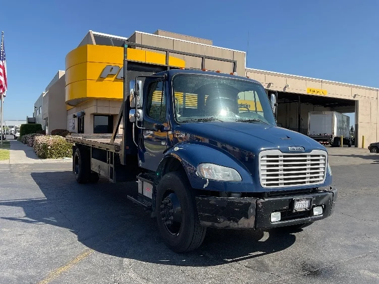 2017 Freightliner eM2