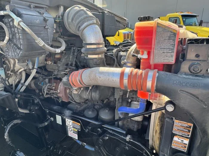 2021 Peterbilt 579 - image 11