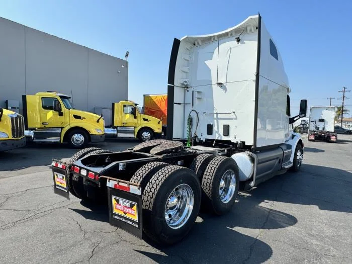 2021 Peterbilt 579 - image 6