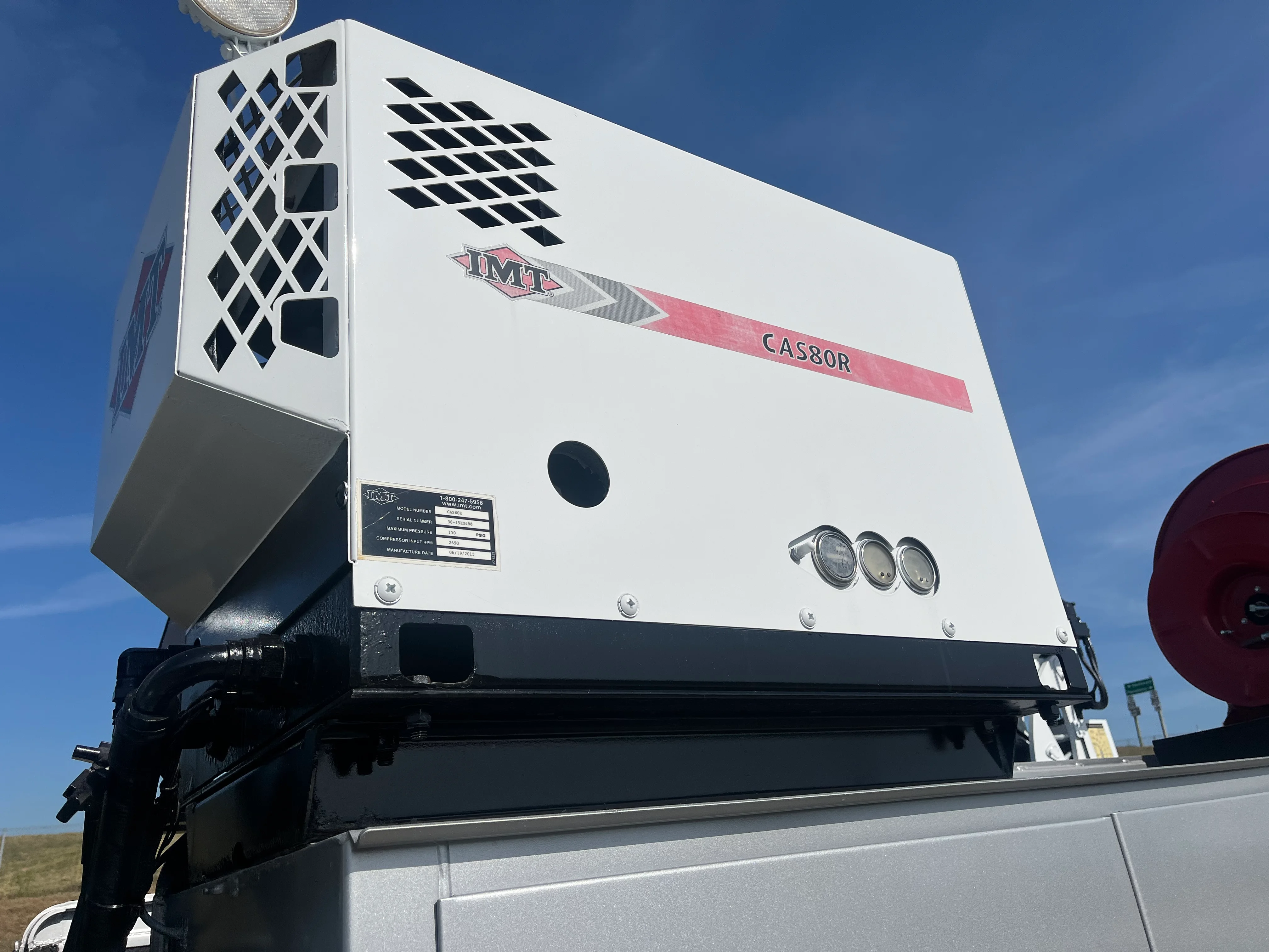 2014 Peterbilt 337 - image 10