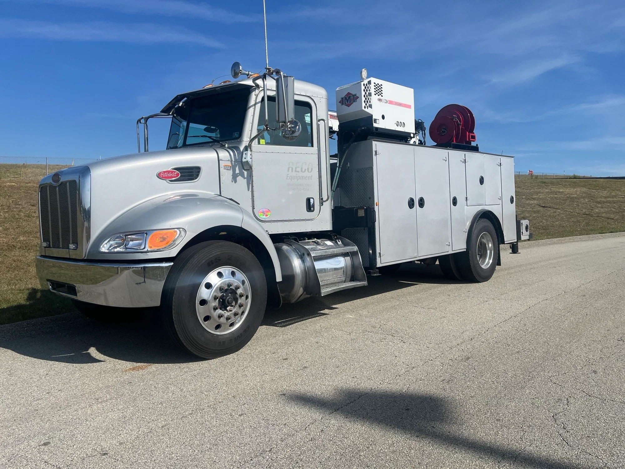 2014 Peterbilt 337 in UNIONTOWN, PA
