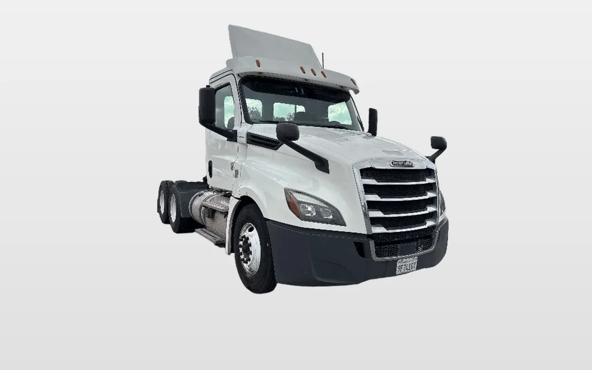 2019 Freightliner - image 1