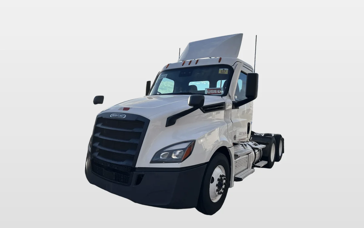 2020 Freightliner - image 1