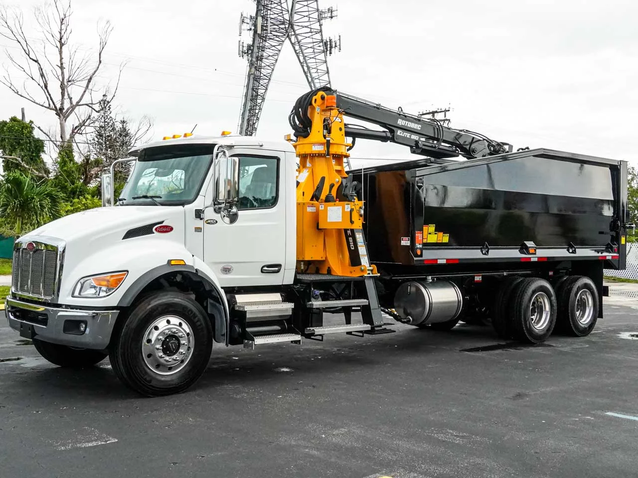 2025 Peterbilt 548 — photo 2