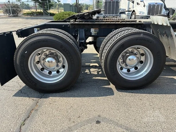 2023 Peterbilt 389 in Grand Junction, CO — photo 21