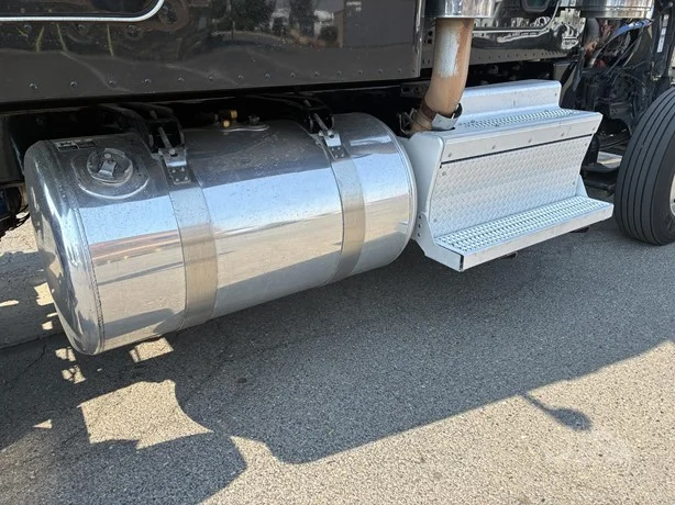 2023 Peterbilt 389 in Grand Junction, CO — photo 28